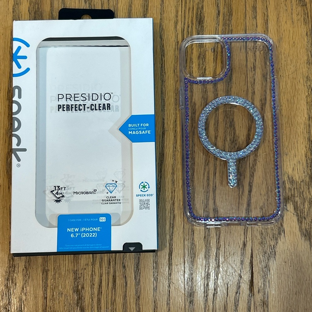 Speck Presidio Perfect-Clear Case with Blue Accents for iPhone 14 Pro Max